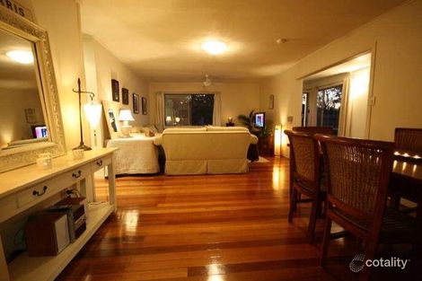 Property photo of 4 Nucella Street Mansfield QLD 4122