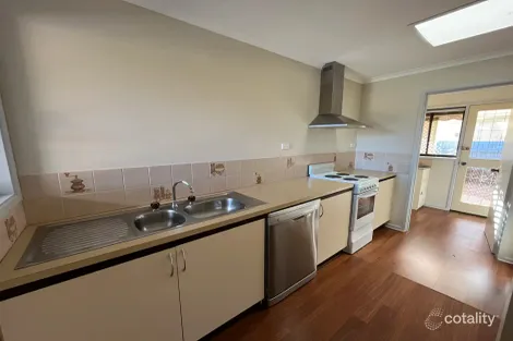 Property photo of 2/12 Regency Court Traralgon VIC 3844