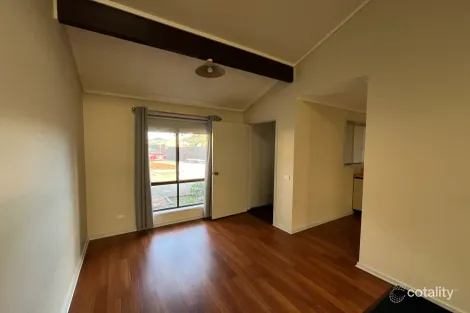 Property photo of 2/12 Regency Court Traralgon VIC 3844
