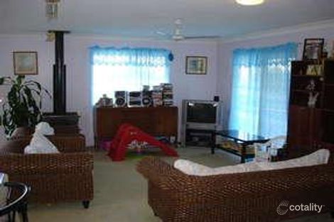 Property photo of 8 Hibiscus Street Steiglitz QLD 4207