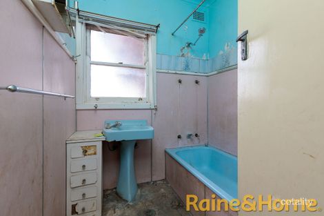 Property photo of 28 Bourke Street Dubbo NSW 2830