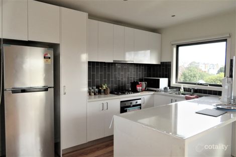 Property photo of 2/81 Arundel Avenue Reservoir VIC 3073