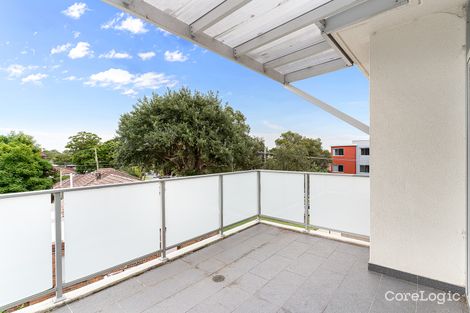 Property photo of 9/5-7 Richards Avenue Peakhurst NSW 2210