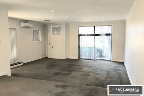 Property photo of 31 Parkside Crescent Campbelltown NSW 2560