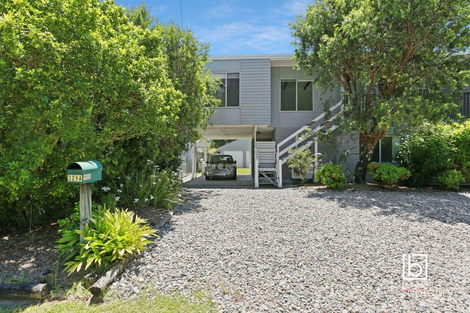 Property photo of 329 Tuggerawong Road Tuggerawong NSW 2259