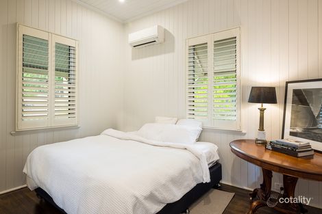 Property photo of 9 Victoria Street Balmoral QLD 4171