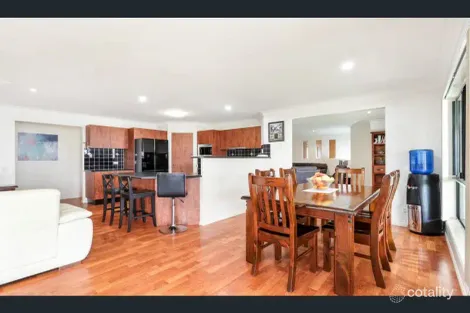 Property photo of 15 Anglia Place Little Mountain QLD 4551