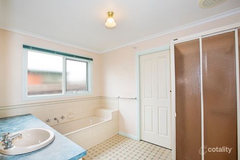 Property photo of 5 Augustine Drive Highton VIC 3216