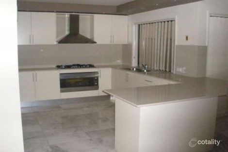 Property photo of 21 Minnamurra Circuit Prestons NSW 2170