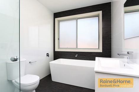 Property photo of 3B Violet Street Roselands NSW 2196