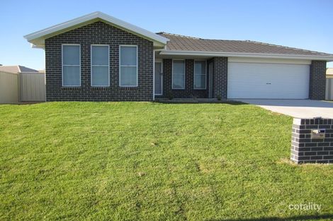 13 Tulipwood Cres, Oxley Vale, NSW 2340