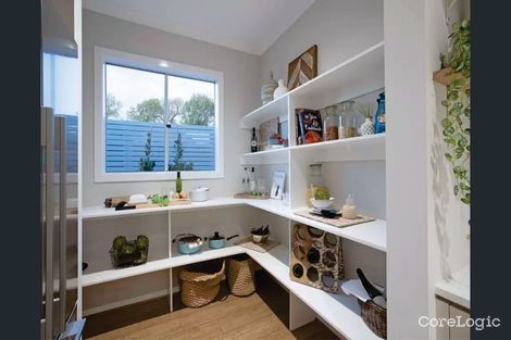 Property photo of 7 Ambigua Way Donnybrook VIC 3064