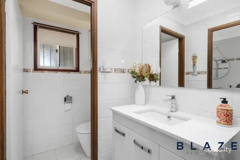 Property photo of 5 Mohave Place Bossley Park NSW 2176