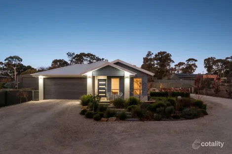 6 Verdant Ct, Kangaroo Flat, VIC 3555