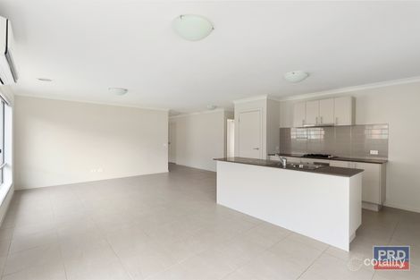 Property photo of 51 Symbester Crescent Eaglehawk VIC 3556