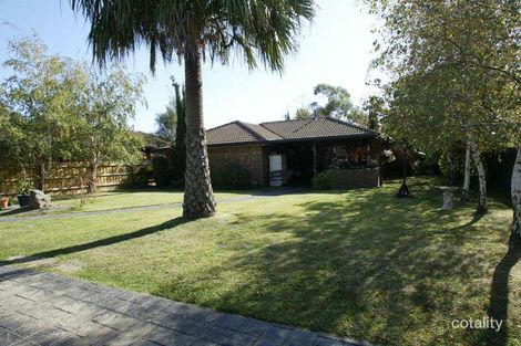 Property photo of 212 Dandelion Drive Rowville VIC 3178