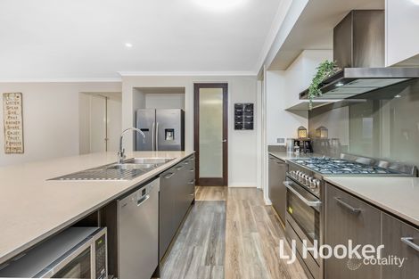 Property photo of 9 Belcam Circuit Clyde North VIC 3978