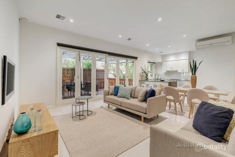 Property photo of 4 Nightingale Close Donvale VIC 3111