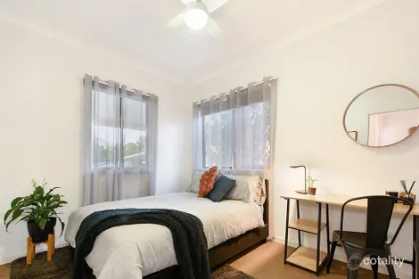 Property photo of 36 Hedge Street Strathpine QLD 4500