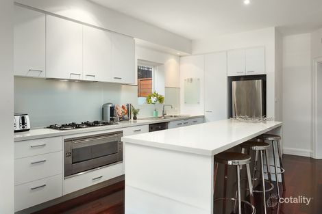 Property photo of 20 Normandy Road Elwood VIC 3184