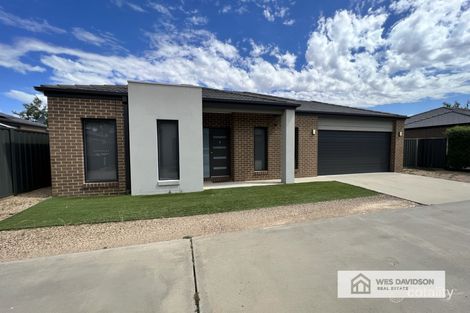 2/15 River Rd, Horsham, VIC 3400