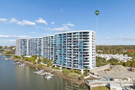 5811/5 Harbour Side Ct, Biggera Waters, QLD 4216