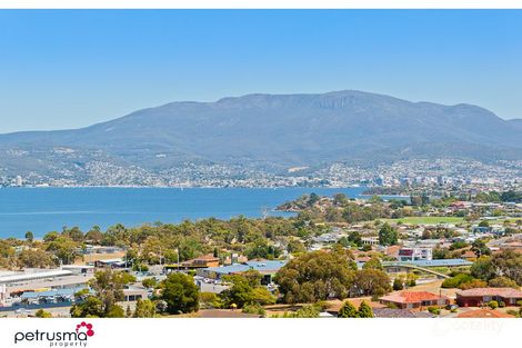 Property photo of 33 Skyline Drive Howrah TAS 7018