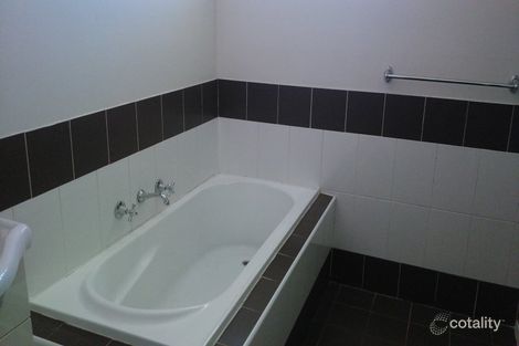 Property photo of 26 Kenyon Crescent Doonside NSW 2767
