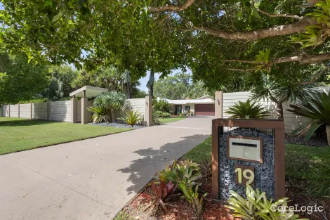 Property photo of 19 Adensfield Court Cooroibah QLD 4565