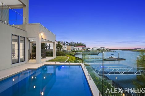 Property photo of 1069 Edgecliff Drive Hope Island QLD 4212