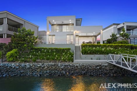 Property photo of 1069 Edgecliff Drive Hope Island QLD 4212