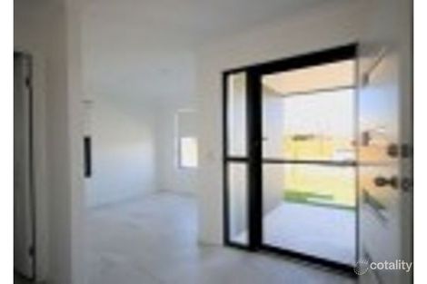 Property photo of 17 Splendid Close Pallara QLD 4110