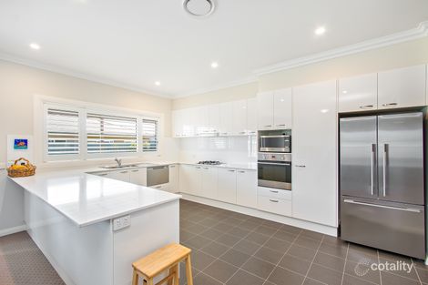 Property photo of 25 Heron Circuit Fullerton Cove NSW 2318