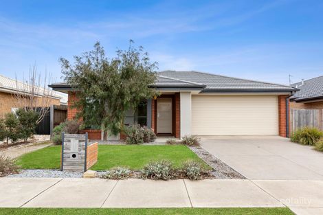 332 Charlemont Rd, Armstrong Creek, VIC 3217