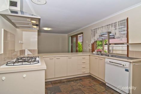 Property photo of 36 Arthur Phillip Drive Endeavour Hills VIC 3802