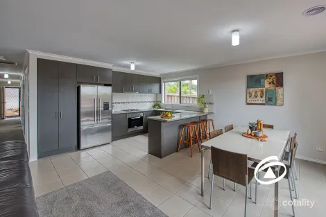 Property photo of 7/108 Ahern Road Pakenham VIC 3810