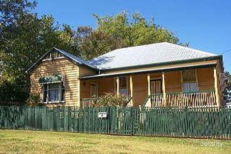 12 Trevethan St, Mount Lofty, QLD 4350