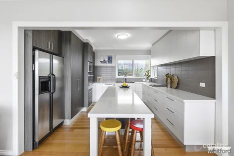 Property photo of 22 Cara Road Highton VIC 3216