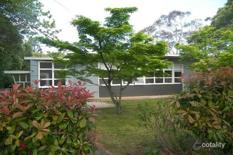 66 Falls Rd, Wentworth Falls, NSW 2782