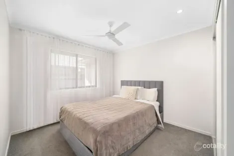 Property photo of 33 Palatial Crescent Griffin QLD 4503