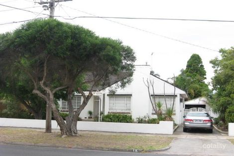 16 Grieve Pde, Altona, VIC 3018