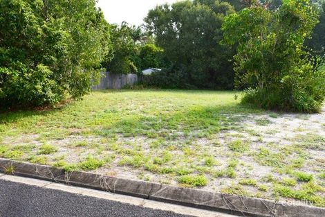 43 Holland St, Wongaling Beach, QLD 4852