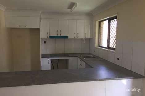 2/85 Miller St, Urangan, QLD 4655