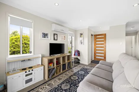 Property photo of 2/36 Parkview Drive Glenvale QLD 4350