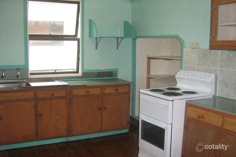 Property photo of 14 Nobbs Street Berserker QLD 4701