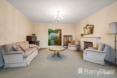 Property photo of 18 Aringa Avenue Highton VIC 3216