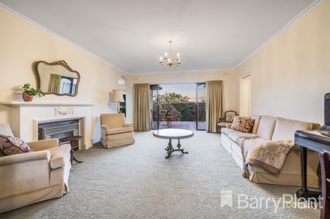 Property photo of 18 Aringa Avenue Highton VIC 3216