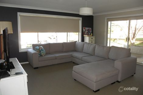 Property photo of 11 Willawong Street Young NSW 2594