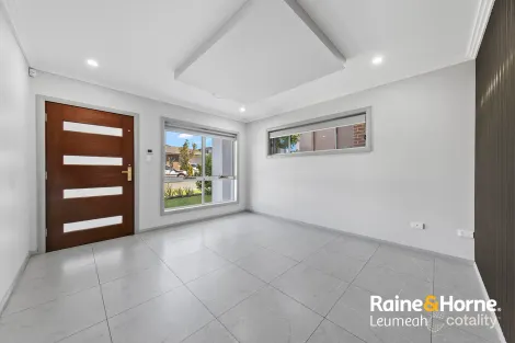 Property photo of 4A Willmington Loop Oran Park NSW 2570