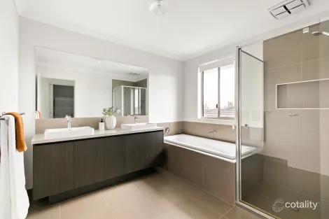 Property photo of 5 Marselan Avenue Wollert VIC 3750